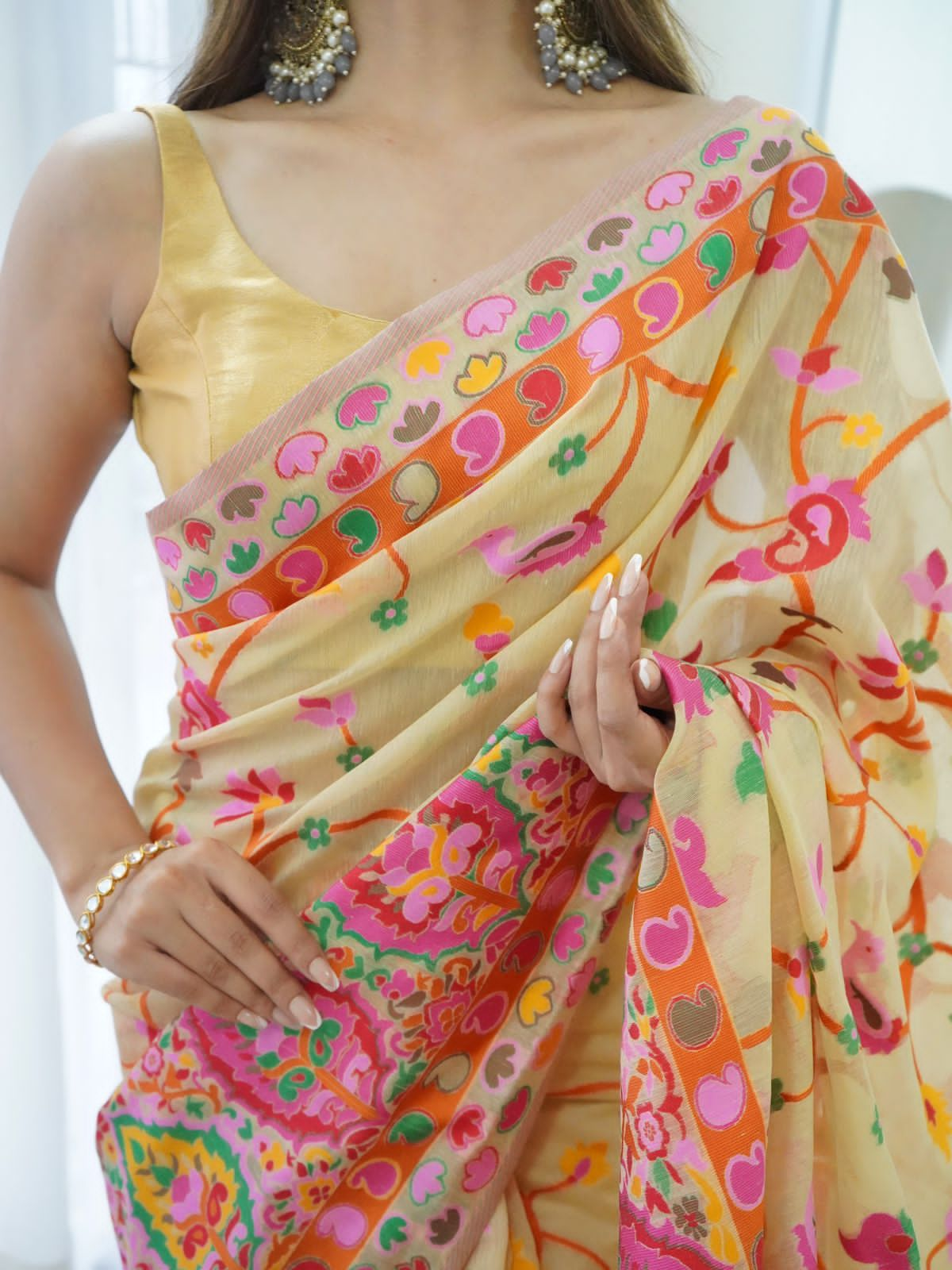 Classy Beige Pashmina saree With Verdant Blouse Piece