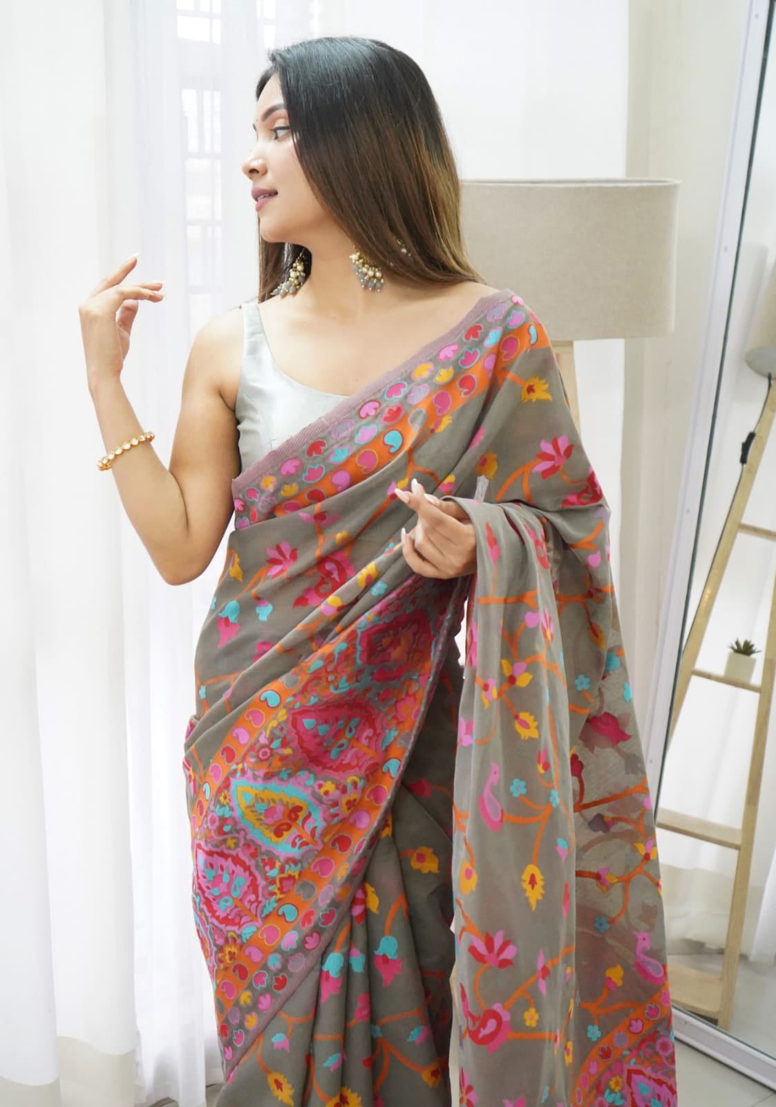 Pretty Grey Pashmina saree With Nectarous Blouse Piece