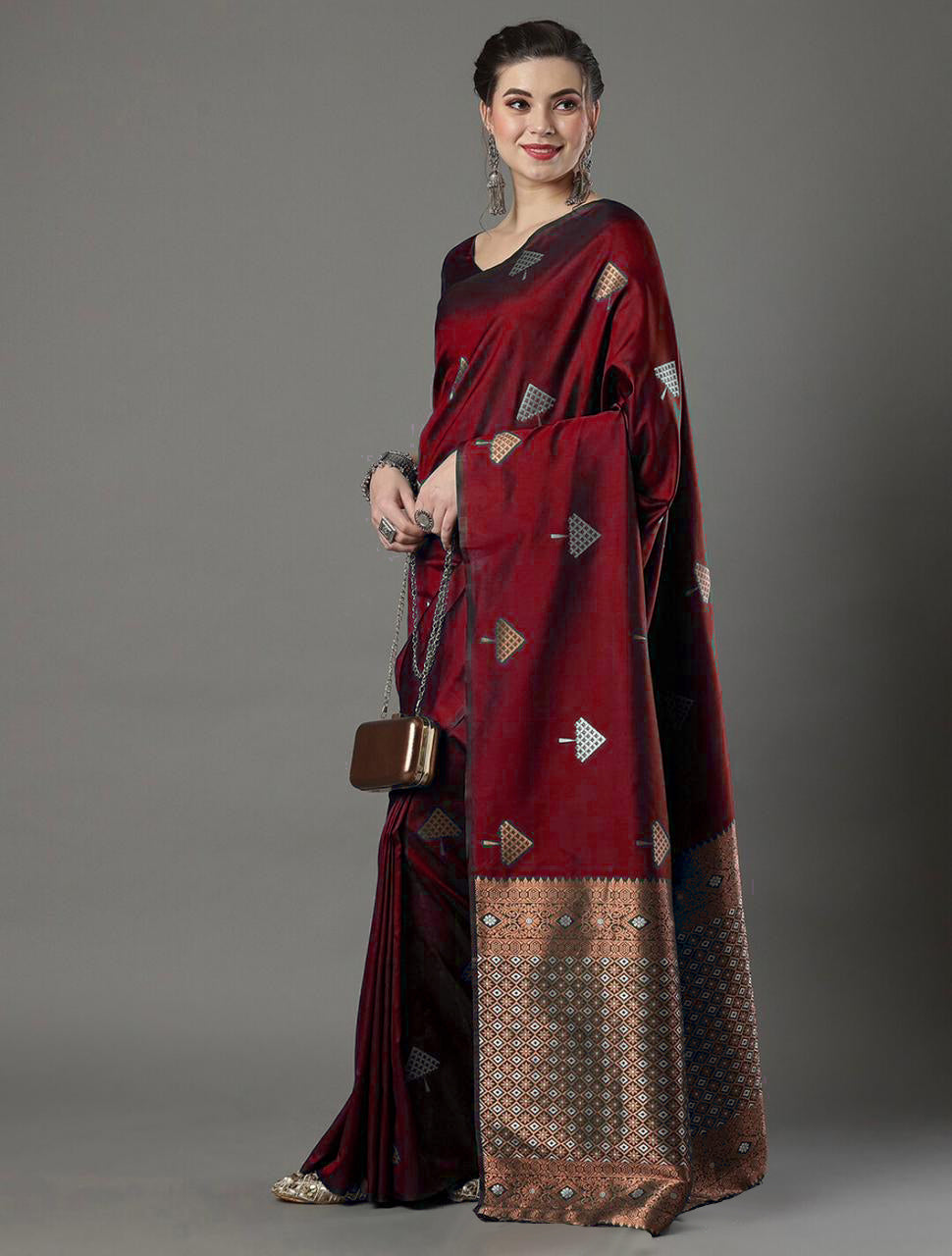 Aplomb Maroon Soft Silk Saree With Inimitable Blouse Piece