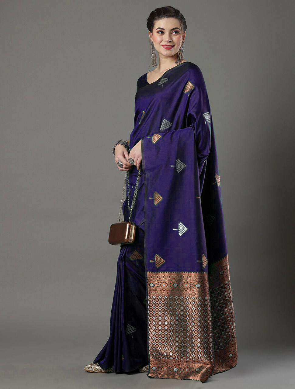 Enamoring Purple Soft Silk Saree With Ineffable Blouse Piece