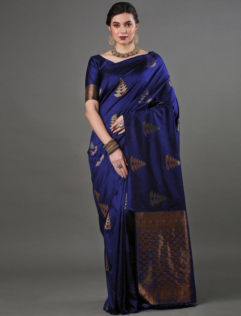 Panache Blue Soft Silk Saree With Lustrous Blouse Piece