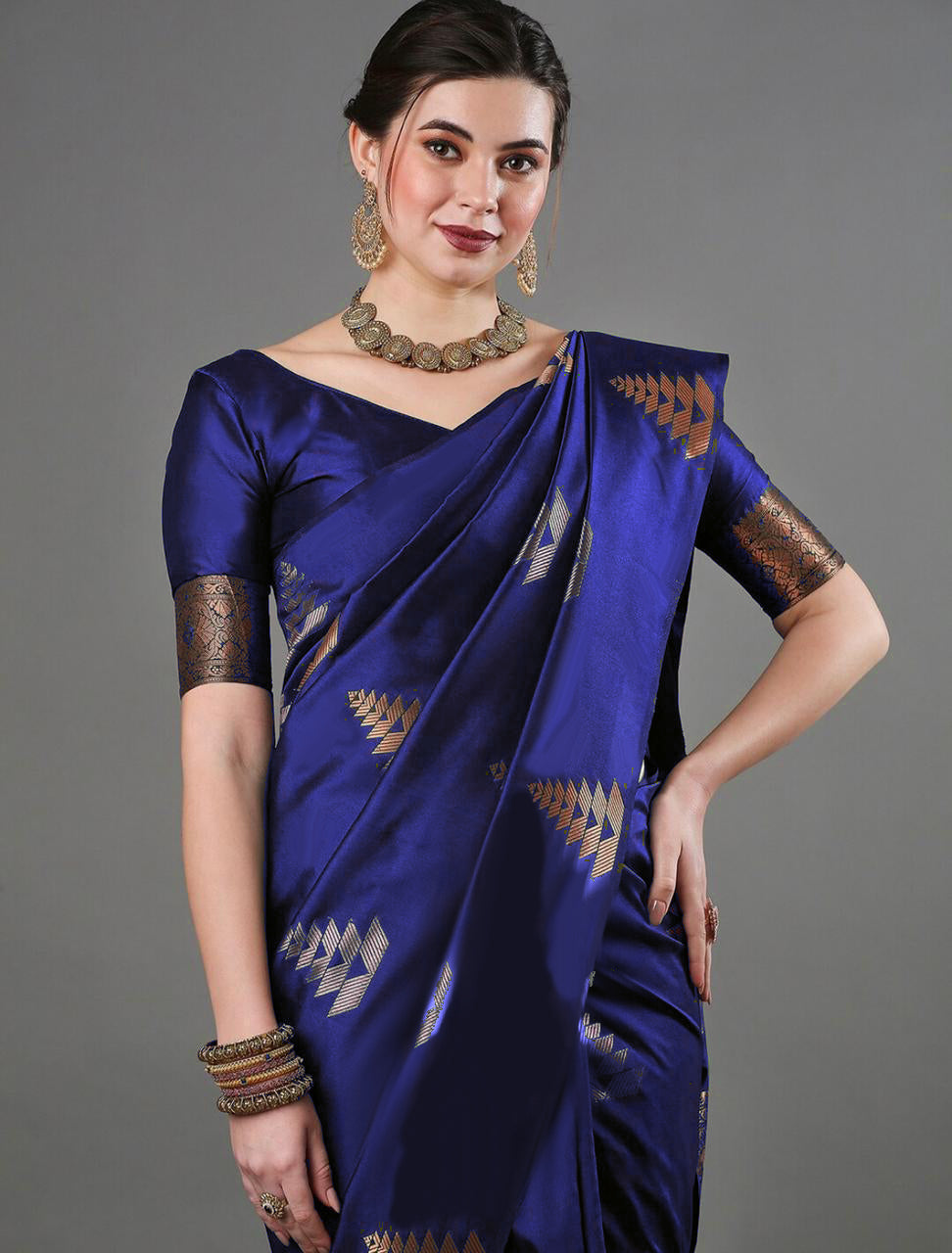 Panache Blue Soft Silk Saree With Lustrous Blouse Piece