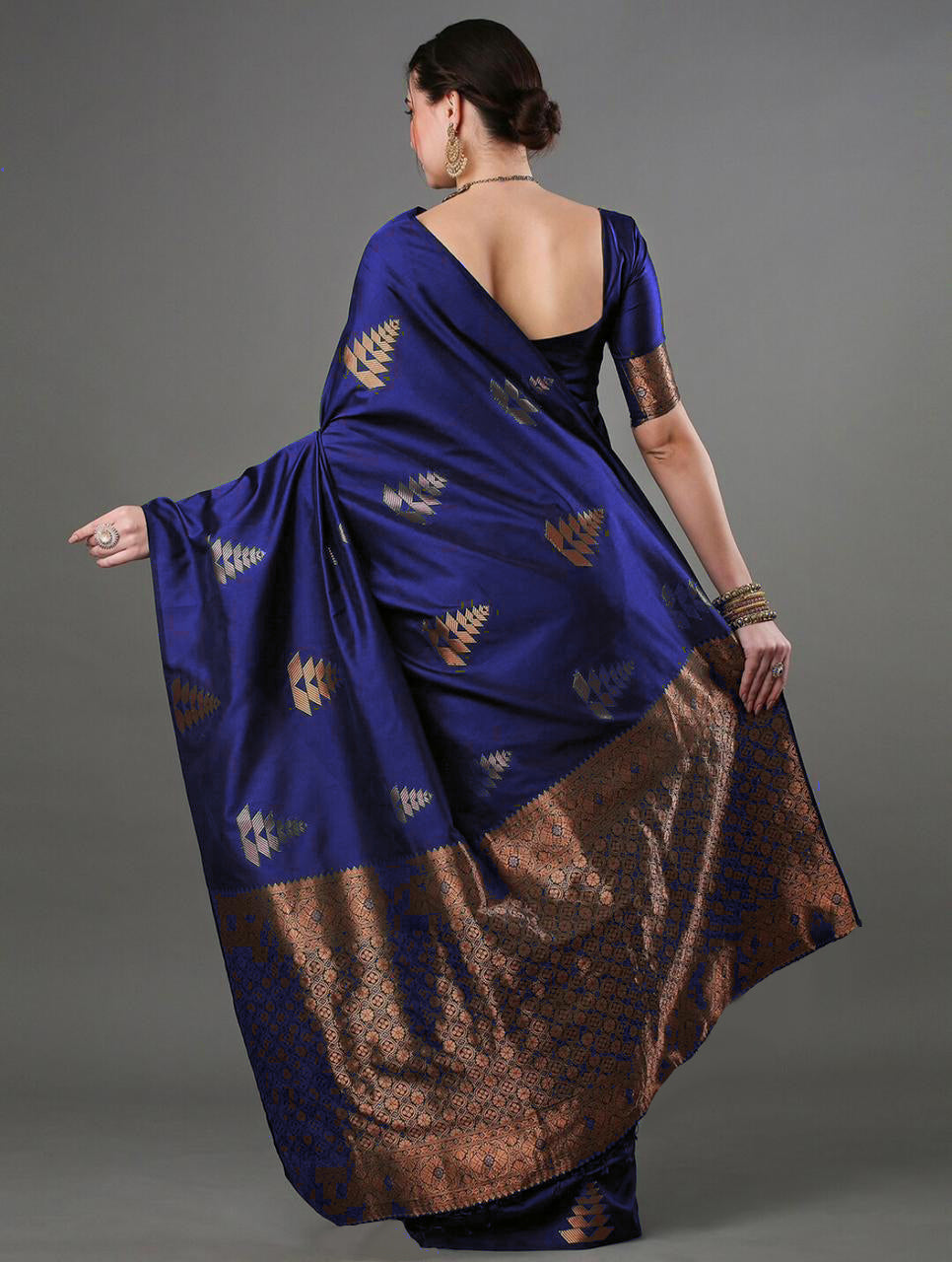 Panache Blue Soft Silk Saree With Lustrous Blouse Piece