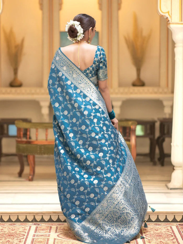 Radiant Firozi Soft Silk Saree With Flattering Blouse Piece