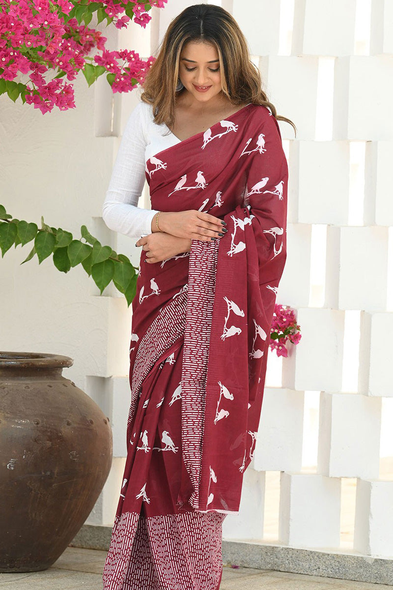 Mesmeric Maroon Cotton Silk Saree With Brood Blouse Piece