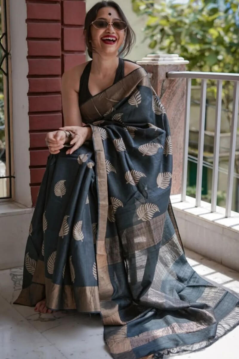 Breathtaking Black Linen Silk Saree With Traditional Blouse Piece