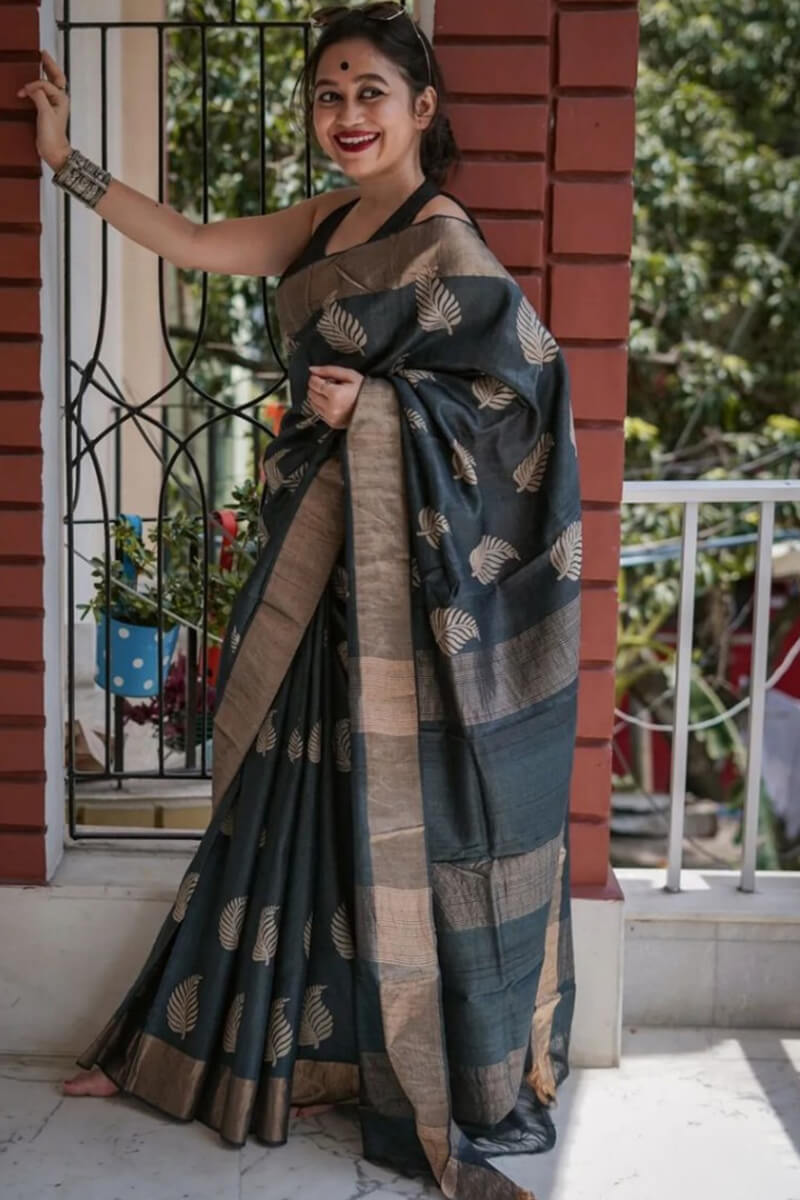 Breathtaking Black Linen Silk Saree With Traditional Blouse Piece