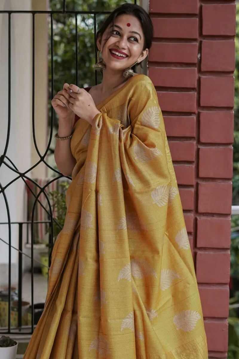 Appealing Mustard Linen Silk Saree With Exquisite Blouse Piece