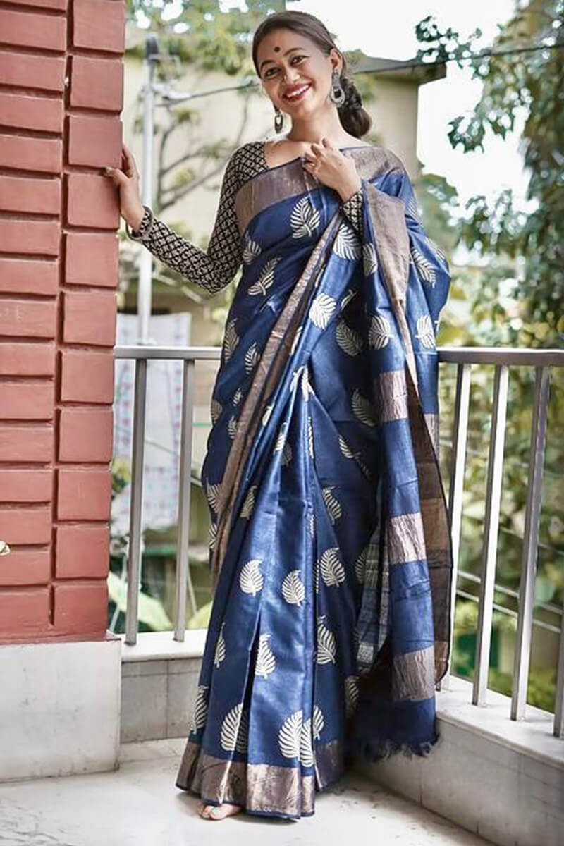 Effulgent Navy Blue Linen Silk Saree With Attractive Blouse Piece