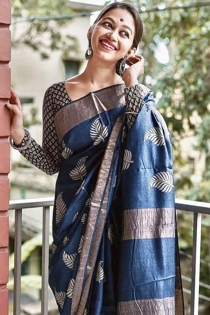 Effulgent Navy Blue Linen Silk Saree With Attractive Blouse Piece