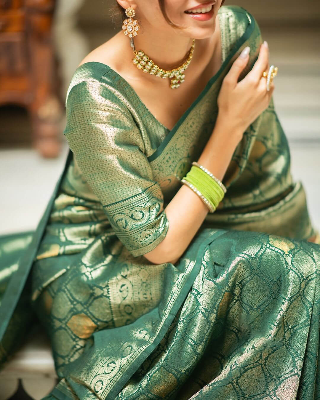 Beautiful Green Soft Silk Saree With Twirling Blouse Piece