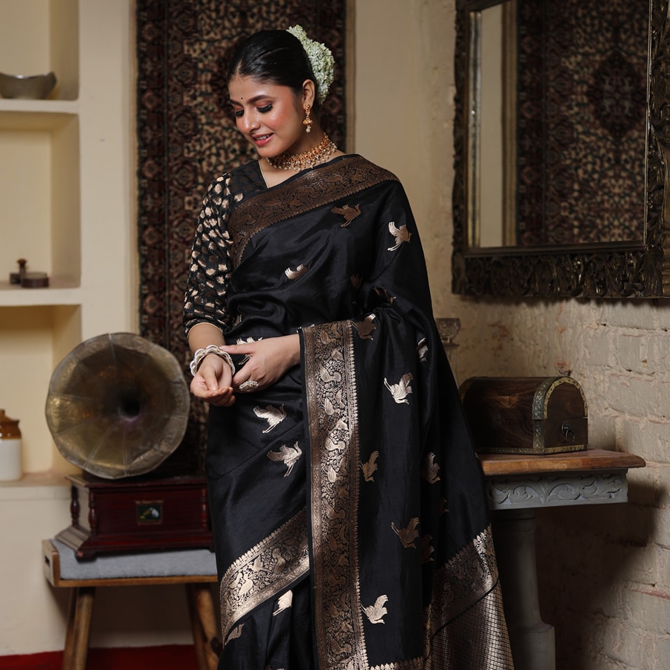 Woebegone Black Soft Silk Saree With Felicitous Blouse Piece