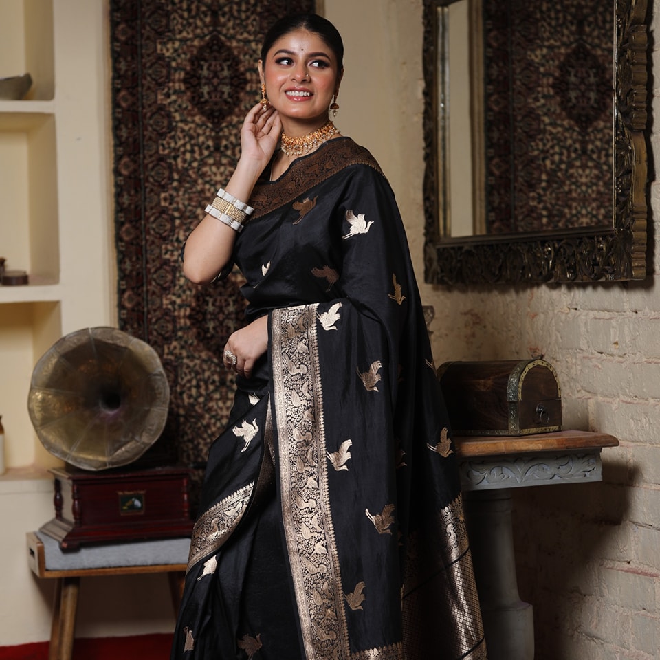 Woebegone Black Soft Silk Saree With Felicitous Blouse Piece