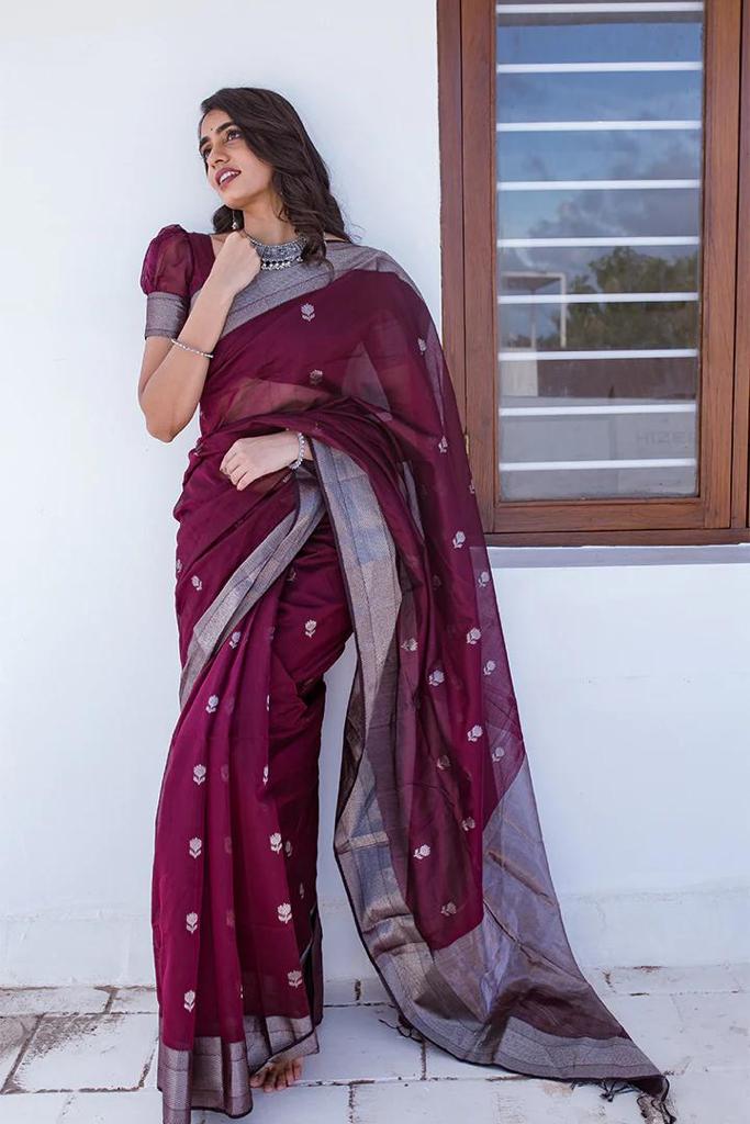 Snazzy Wine Cotton Silk Saree With Enamoring Blouse Piece