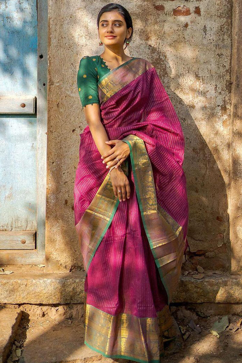 Luminous Dark Pink Soft Silk Saree With Stylish Blouse Piece