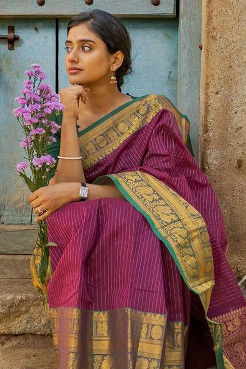 Luminous Dark Pink Soft Silk Saree With Stylish Blouse Piece