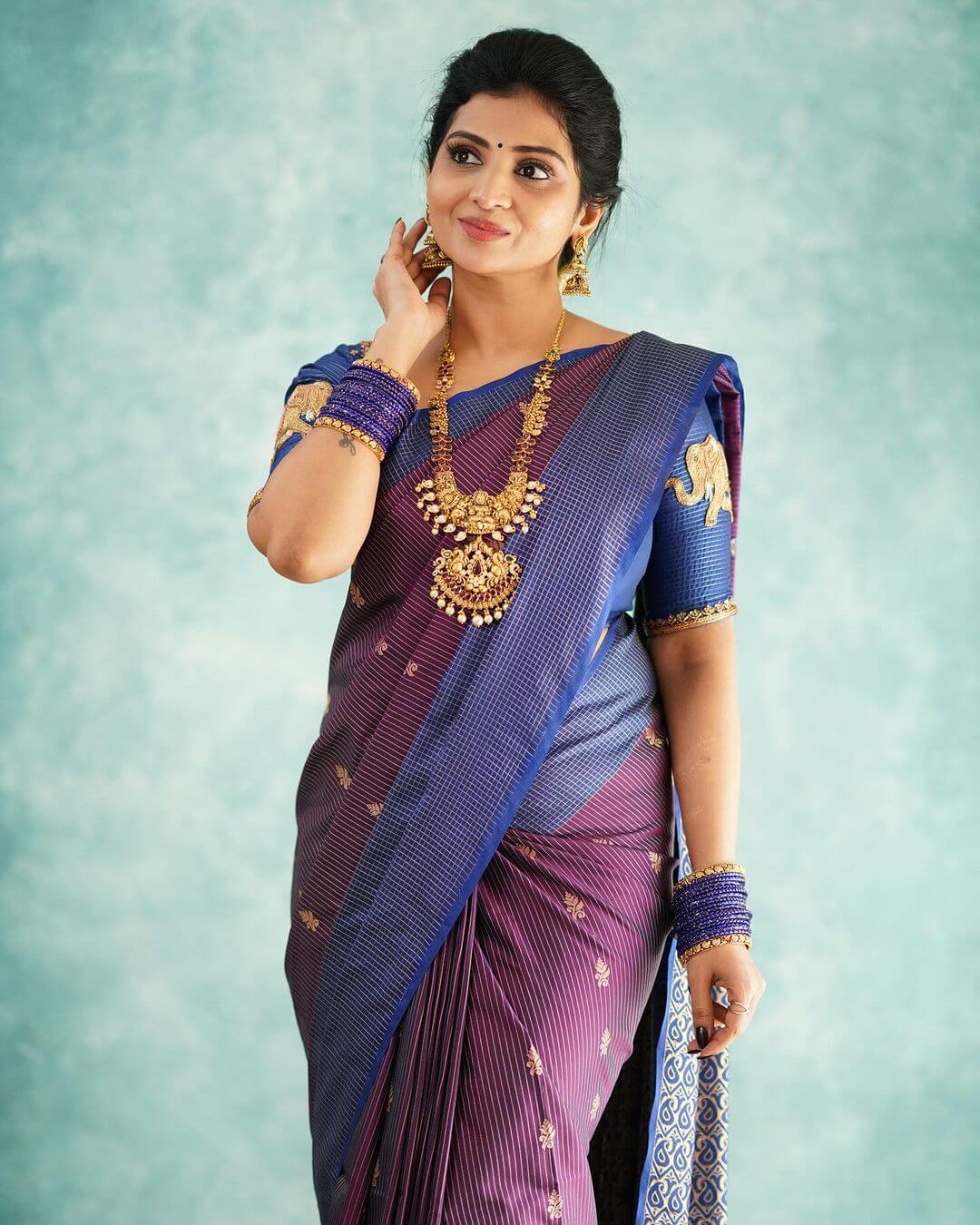 Stylish Purple Soft Silk Saree With Exceptional Blouse Piece