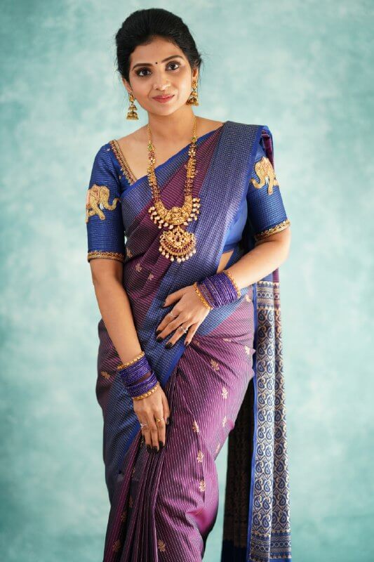 Stylish Purple Soft Silk Saree With Exceptional Blouse Piece