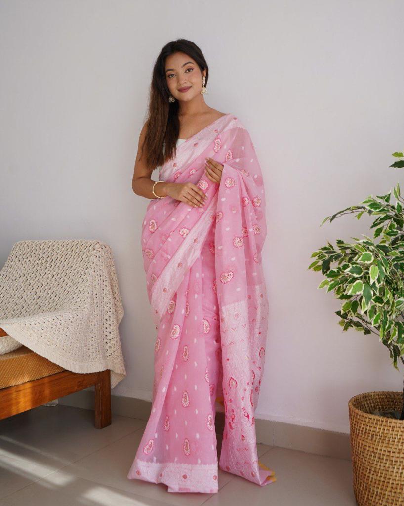 Quintessential Baby Pink Cotton Silk Saree With Winsome Blouse Piece