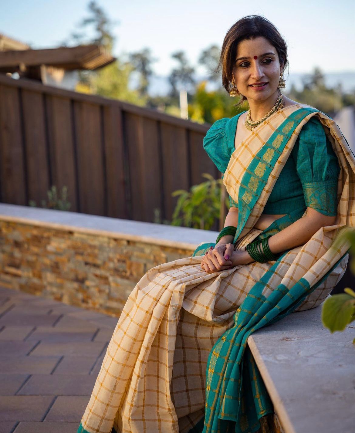 Arresting Beige Soft Silk Saree With Enticing Blouse Piece