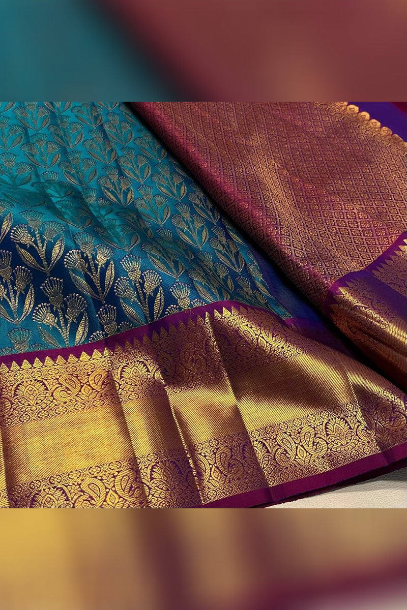 Opulent Stunning Rama Soft Silk Saree With Efflorescence Blouse Piece