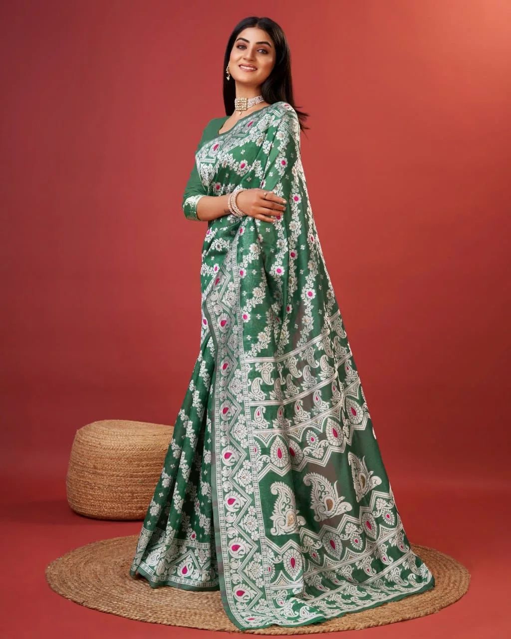 Opulent Green Cotton Silk Saree With Energetic Blouse Piece