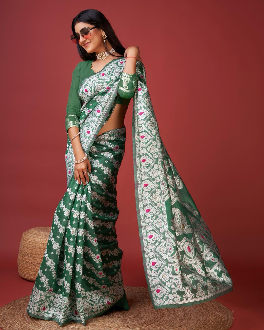 Opulent Green Cotton Silk Saree With Energetic Blouse Piece