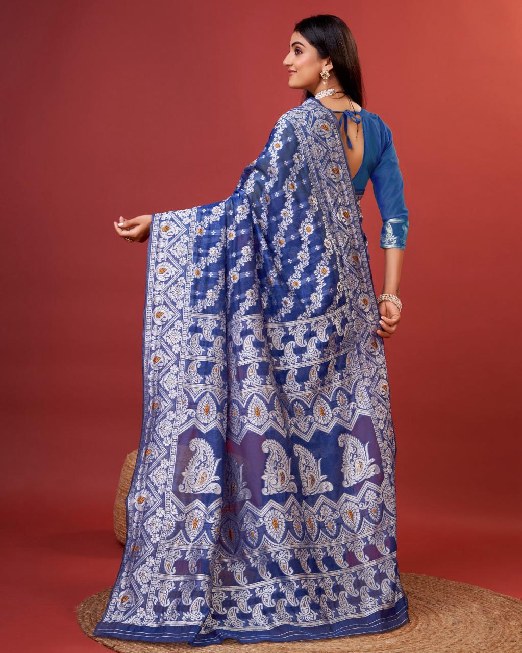 Ravishing Royal Blue Cotton Silk Saree With Ebullience Blouse Piece