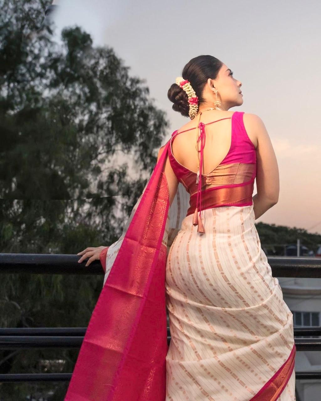 Artistic Beige Soft Silk Saree With Radiant Blouse Piece