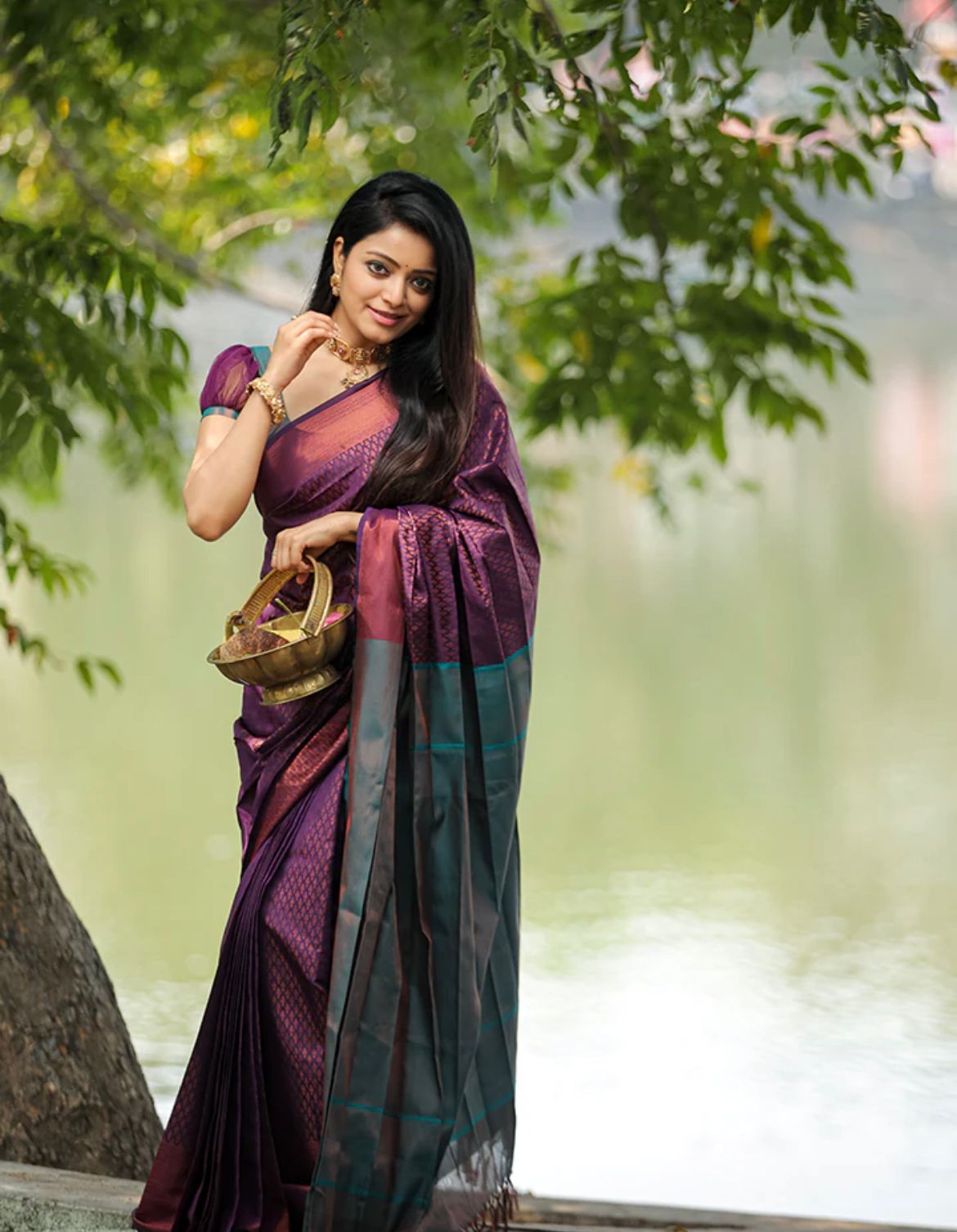 Bucolic Purple Soft Silk Saree With Susurrous Blouse Piece