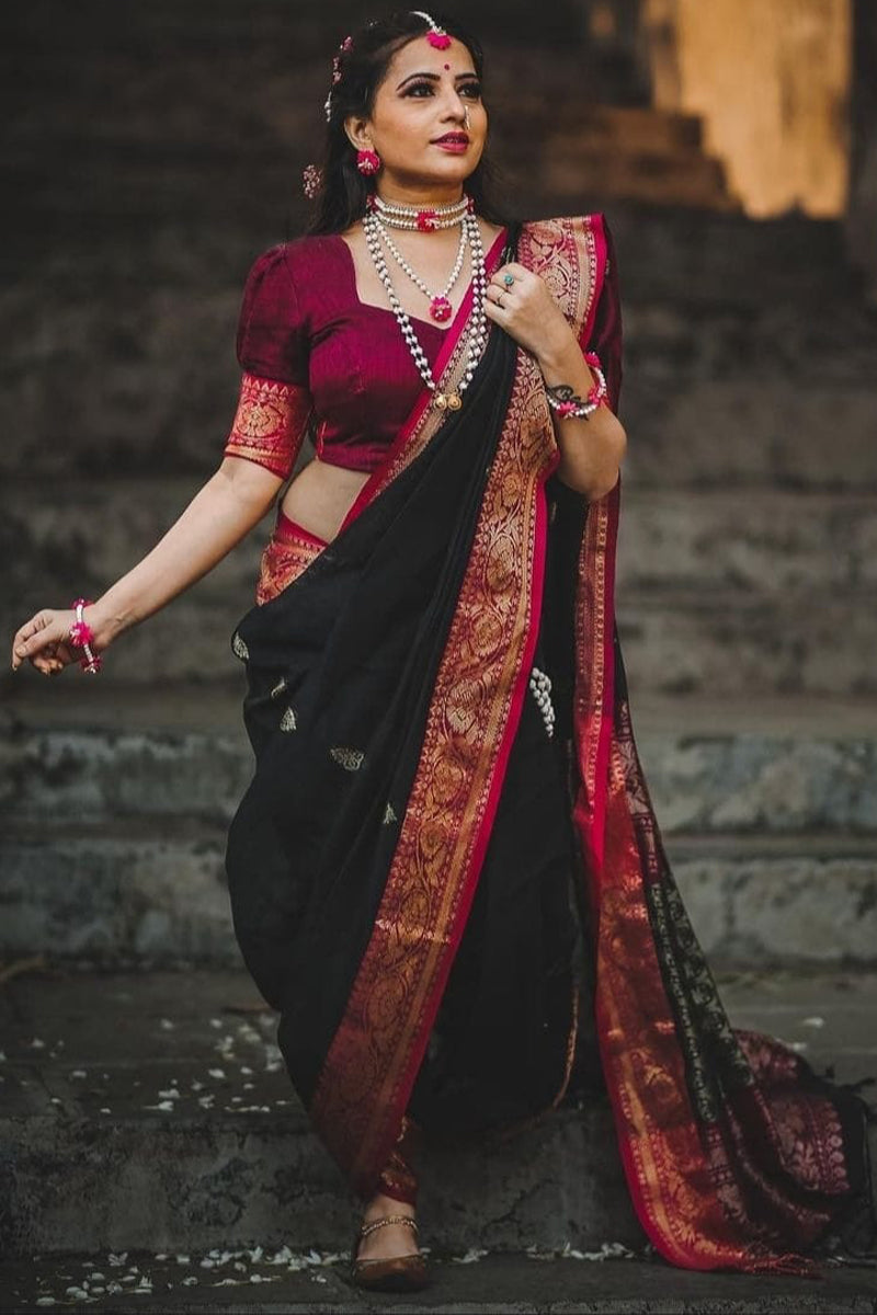 Gossamer Black Soft Silk Saree With Luxuriant Blouse Piece