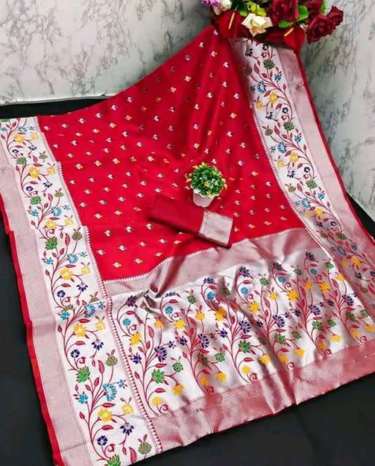 Ephemeral Red Paithani Silk Saree With Snazzy Blouse Piece