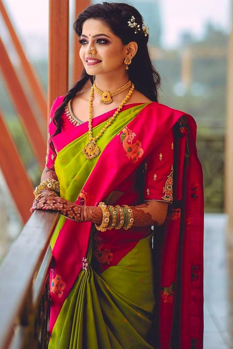 Beleaguer Parrot Soft Silk Saree With Sumptuous Blouse Piece