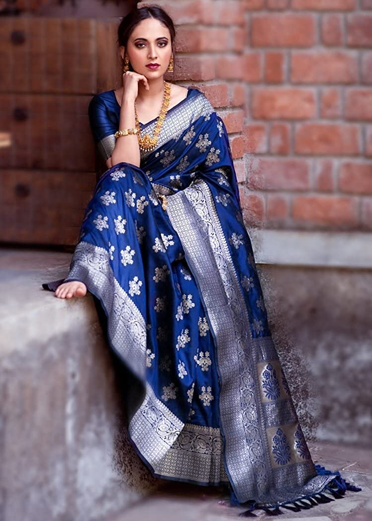 Stunning Navy Blue Pure Banarasi Silk Saree with Imbrication Blouse Piece