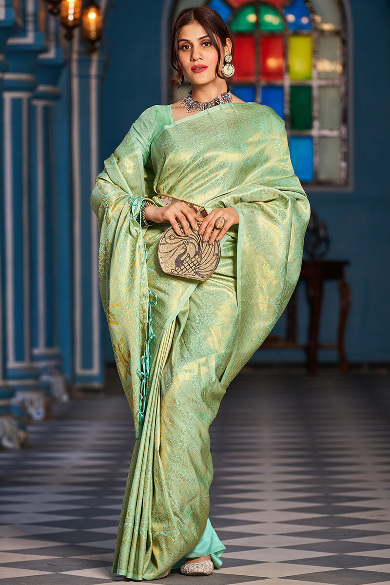 Artistic Pista Kanjivaram Silk Saree With Magnetic Blouse Piece