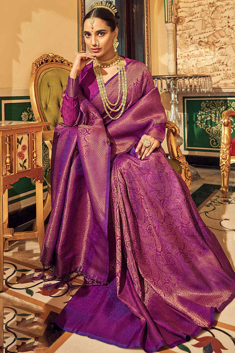 Surreptitious Purple Kanjivaram Silk Saree With Mellifluous Blouse Piece