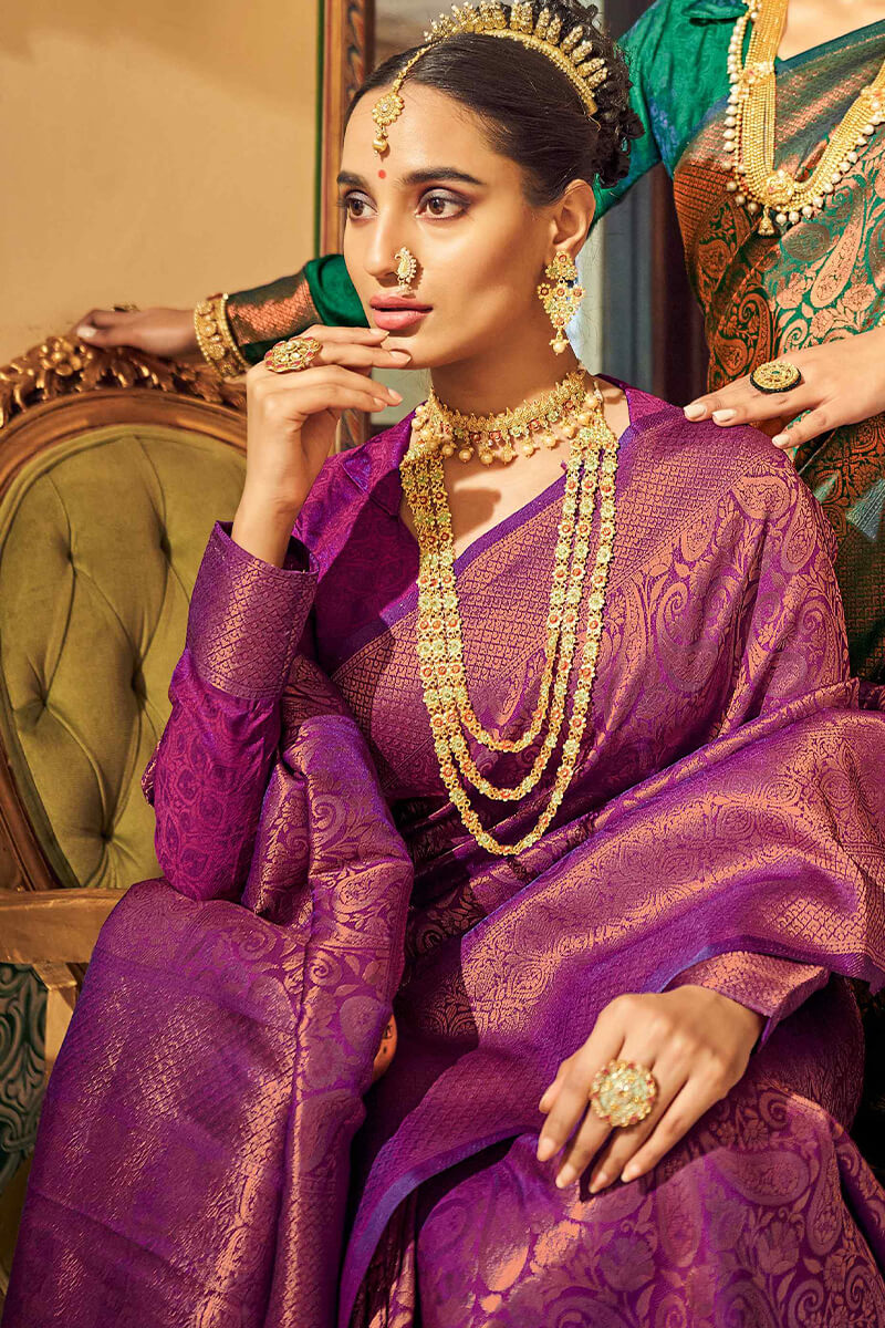 Surreptitious Purple Kanjivaram Silk Saree With Mellifluous Blouse Piece