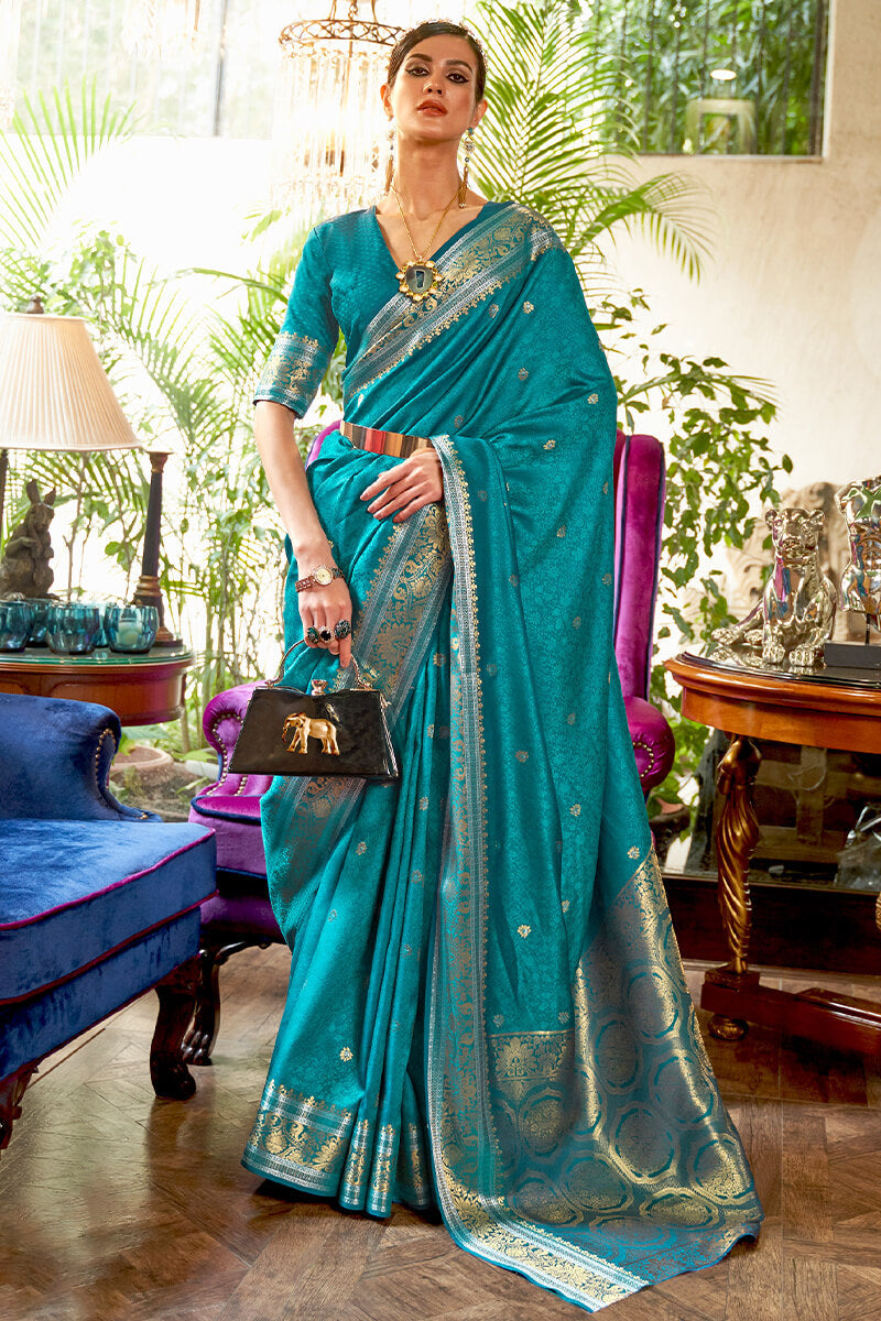 Embrocation Firozi Kanjivaram Silk Saree With Bucolic Blouse Piece