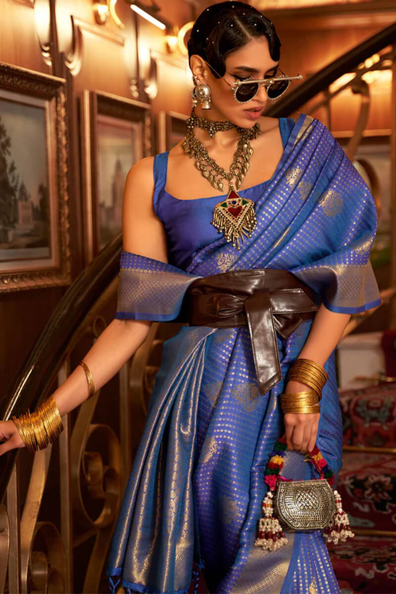 Opulent Royal Blue Kanjivaram Silk Saree with Classic Blouse Piece