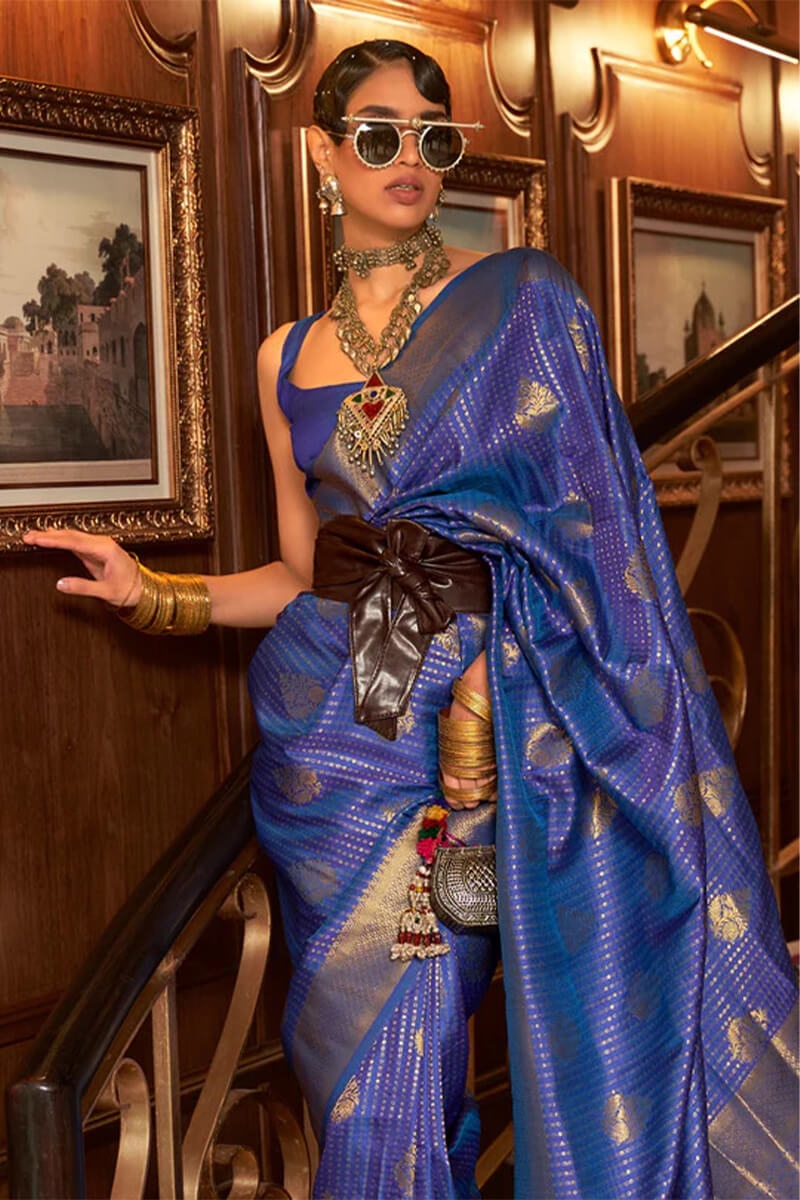 Opulent Royal Blue Kanjivaram Silk Saree with Classic Blouse Piece