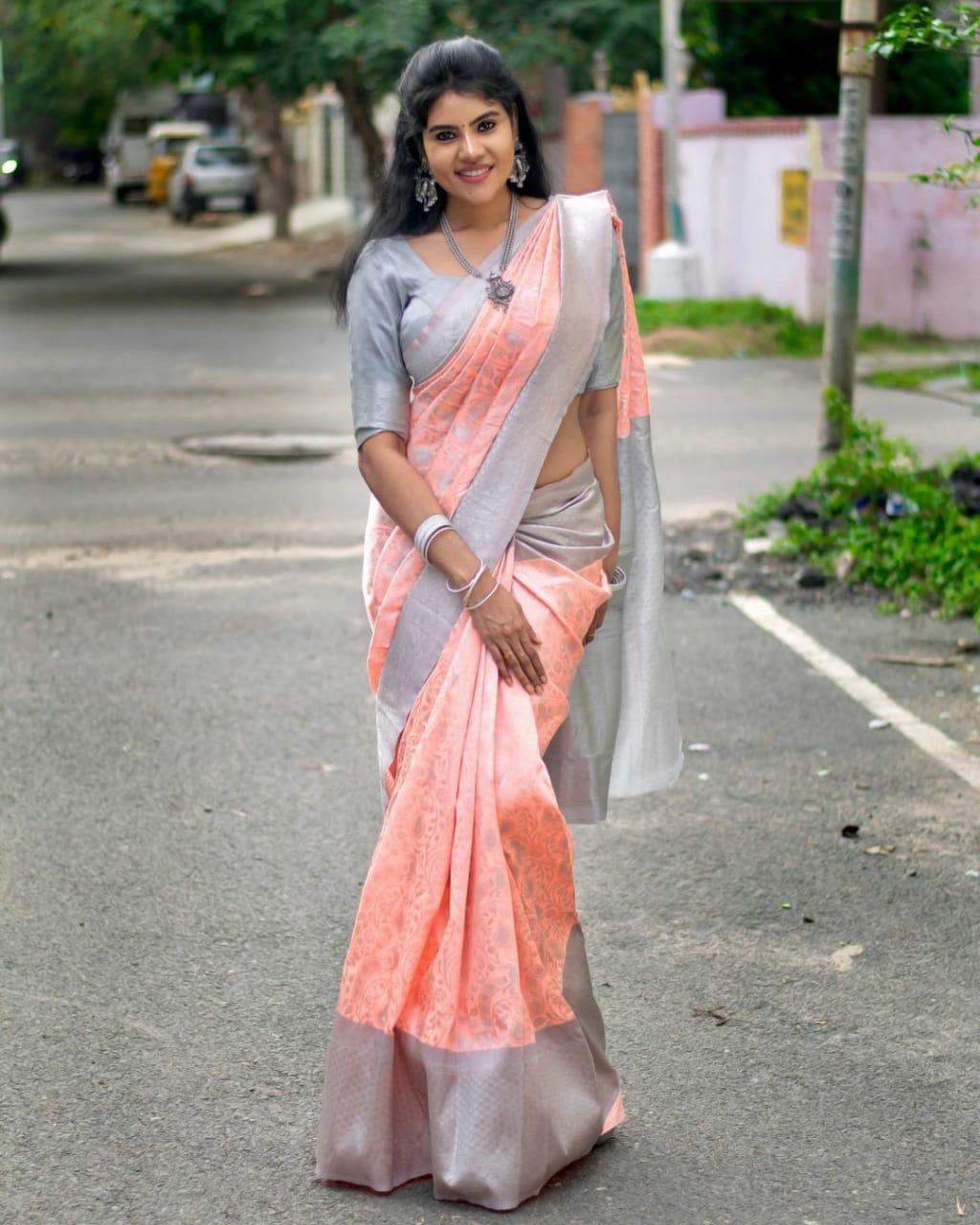 Glittering Pink Soft Silk Saree With Enigmatic Blouse Piece