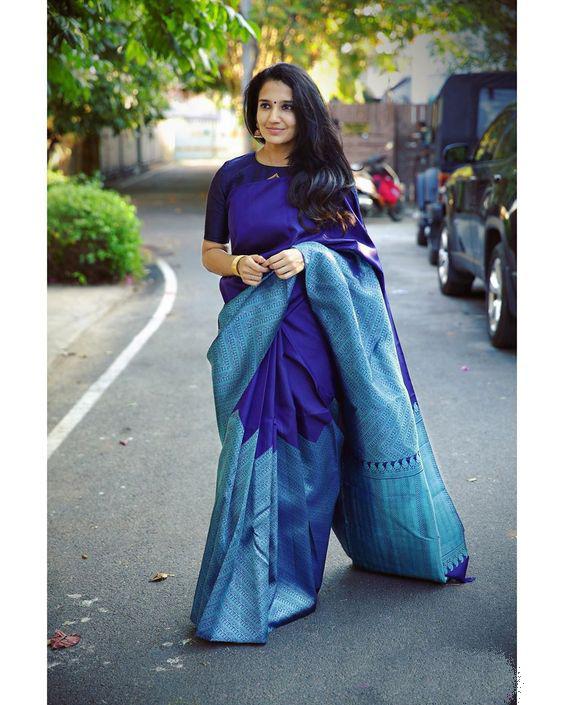 Exquisite Blue Soft Silk Saree With Winsome Blouse Piece