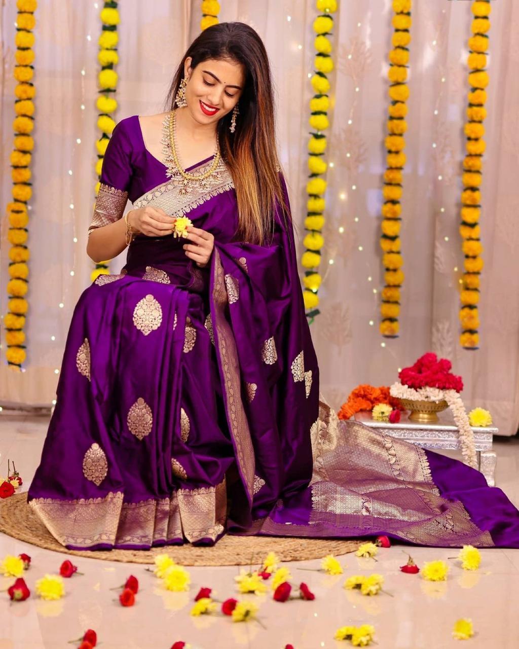 Enticing Purple Soft Banarasi Silk Saree With Pleasurable Blouse Piece