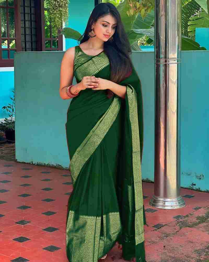 Enticing Green Soft Silk Saree With Beleaguer Blouse Piece