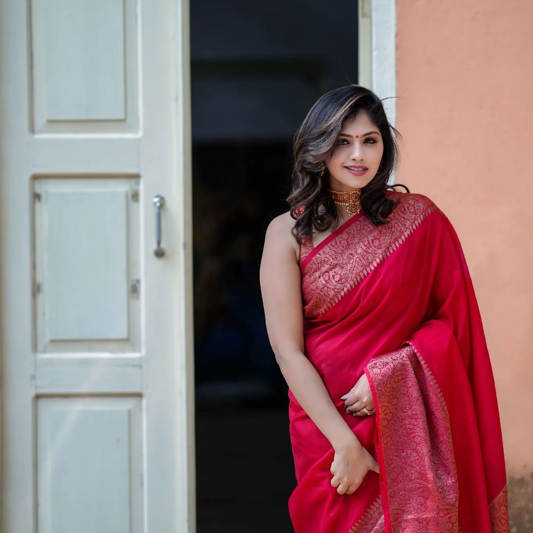 Divine Red Soft Silk Saree With Assemblage Blouse Piece