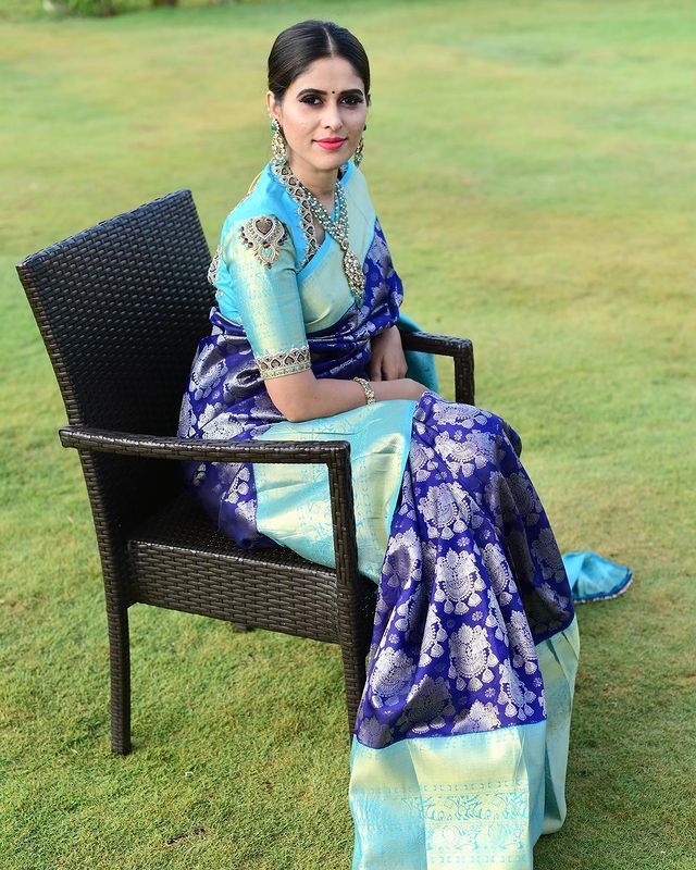 Ravishing Blue Soft Banarsi Silk Saree With Effervescent Blouse Piece