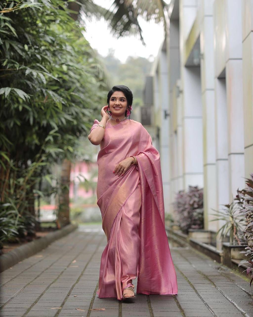 Scintilla Pink Soft Silk Saree With Serendipity Blouse Piece