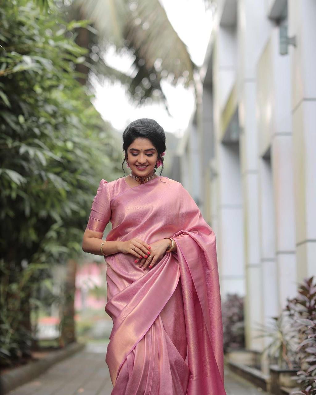 Scintilla Pink Soft Silk Saree With Serendipity Blouse Piece