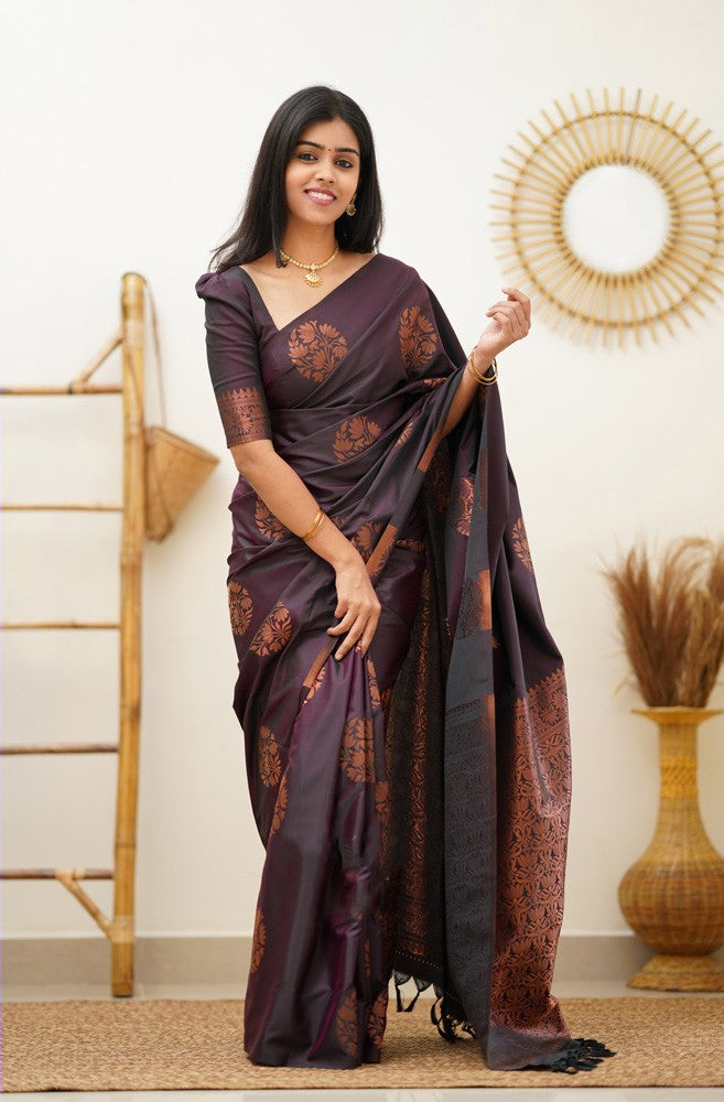 Dissemble Purple Soft Silk Saree With Comely Blouse Piece