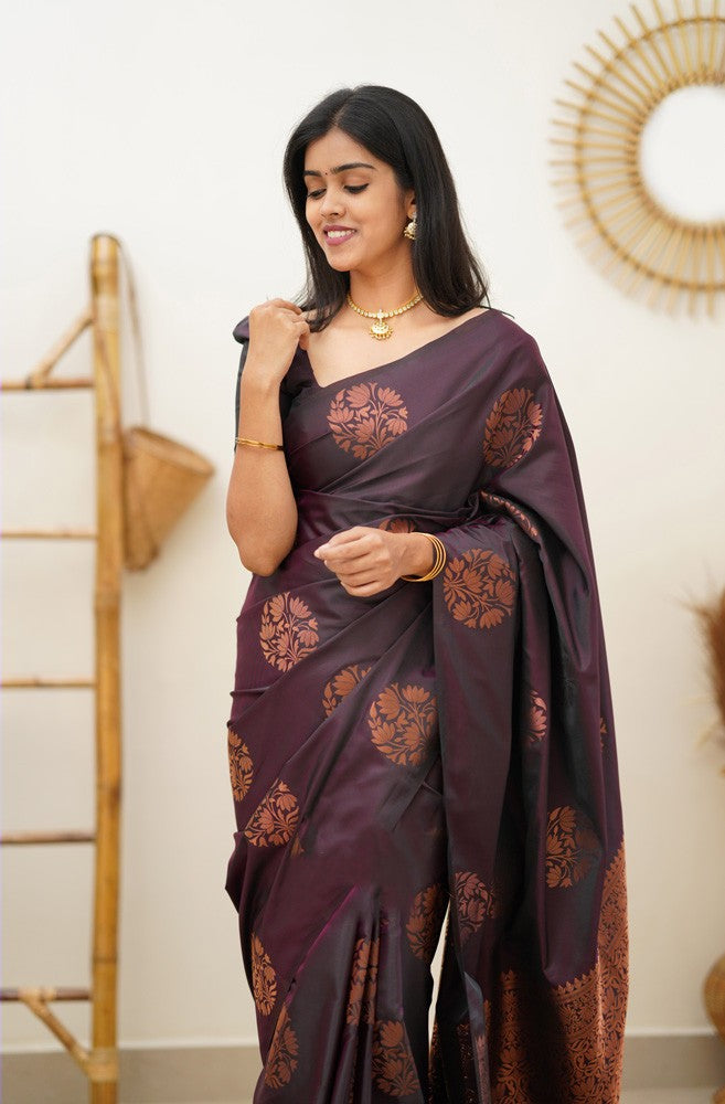 Dissemble Purple Soft Silk Saree With Comely Blouse Piece